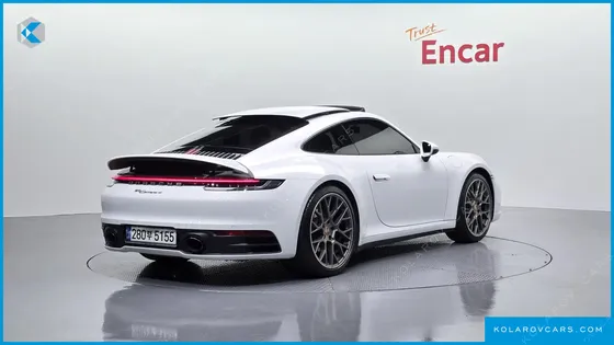 PORSCHE 911 CARRERA 4