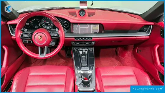 PORSCHE 911 CARRERA 4