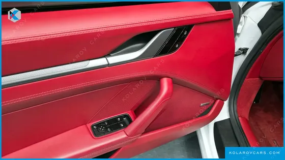 PORSCHE 911 CARRERA 4