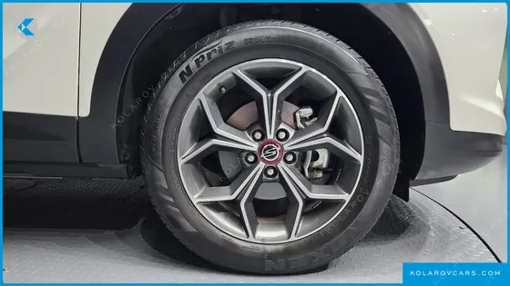 KGM - SSANGYONG KORANDO GASOLINE 1.5 2WD R-PLUS