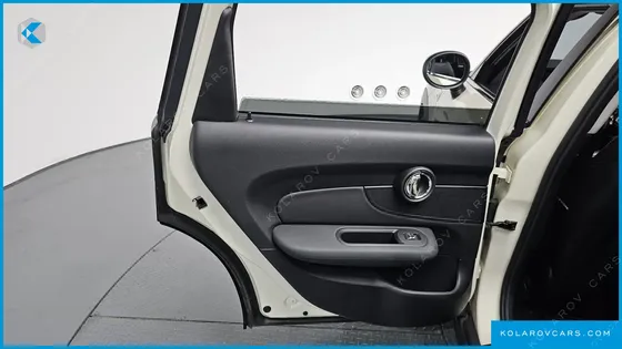 MINI CLUBMAN STANDARD