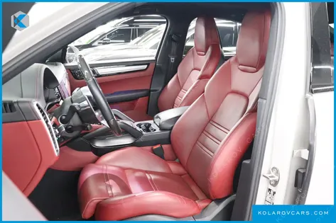 PORSCHE CAYENNE 3.0 E-HYBRID COUPE