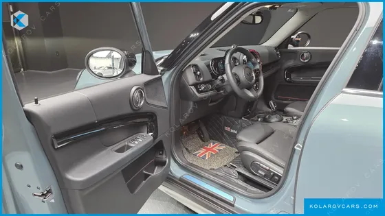 MINI COUNTRYMAN CLASSIC