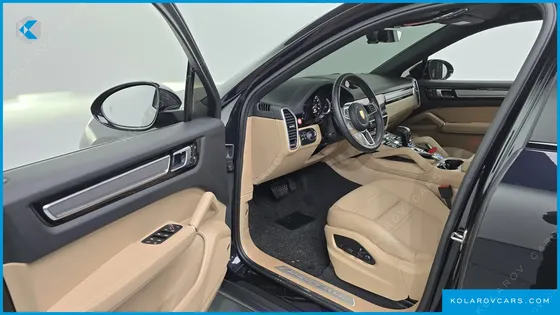 PORSCHE CAYENNE 3.0 E-HYBRID COUPE PLATINUM EDITION