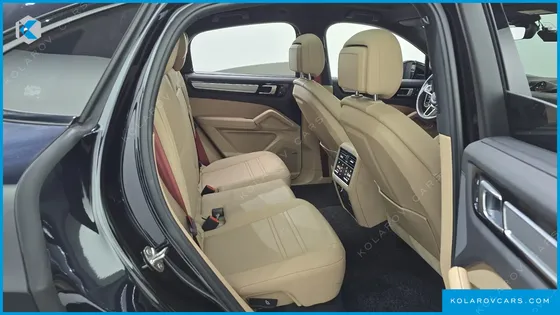 PORSCHE CAYENNE 3.0 E-HYBRID COUPE PLATINUM EDITION