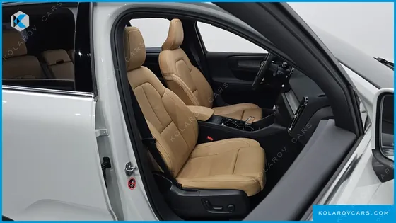 VOLVO XC40 B4 INSCRIPTION