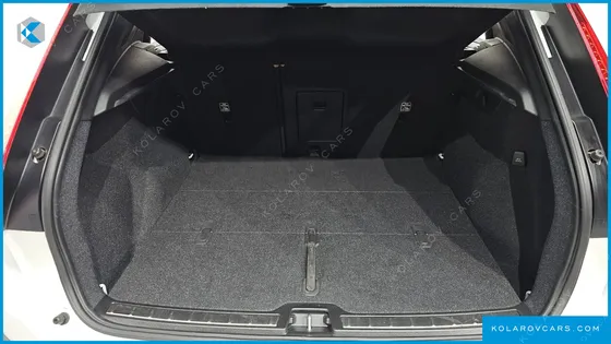 VOLVO XC40 B4 INSCRIPTION