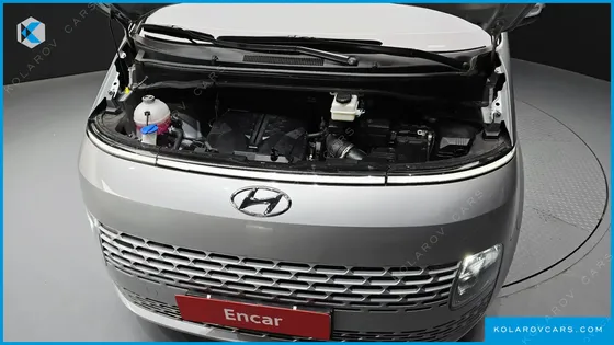 HYUNDAI STARIA L3.5 CARGO 5-SEATER