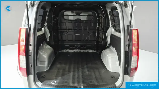 HYUNDAI STARIA L3.5 CARGO 5-SEATER