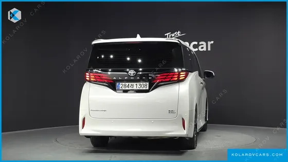 TOYOTA ALPHARD 2.5 HEV EXECUTIVE AWD