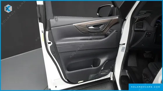 TOYOTA ALPHARD 2.5 HEV EXECUTIVE AWD