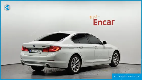 BMW 5 SERIES 520I LUXURY