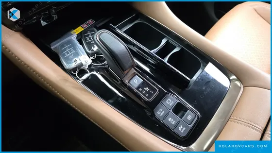 TOYOTA ALPHARD 2.5 HEV EXECUTIVE AWD