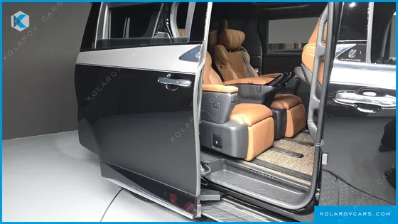TOYOTA ALPHARD 2.5 HEV EXECUTIVE AWD