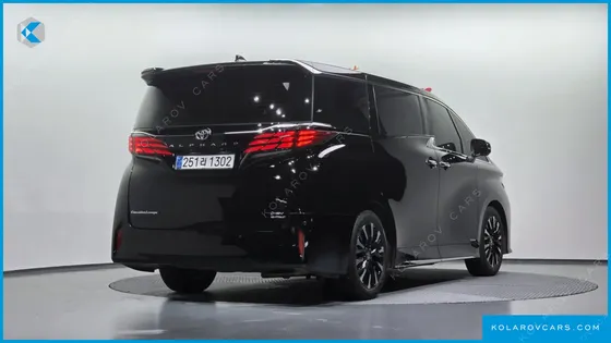 TOYOTA ALPHARD 2.5 HEV EXECUTIVE AWD