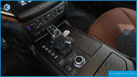 MASERATI GHIBLI 3.0 GRANLUSSO