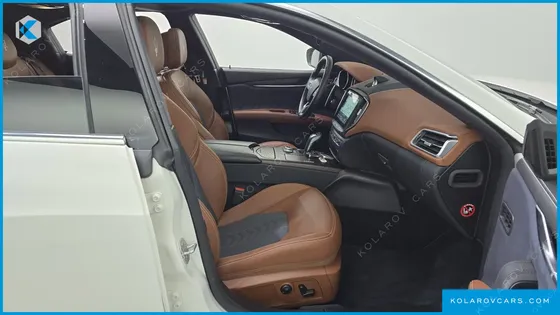 MASERATI GHIBLI 3.0 GRANLUSSO