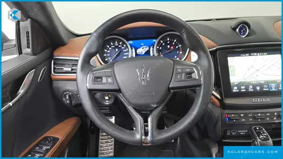 MASERATI GHIBLI 3.0 GRANLUSSO