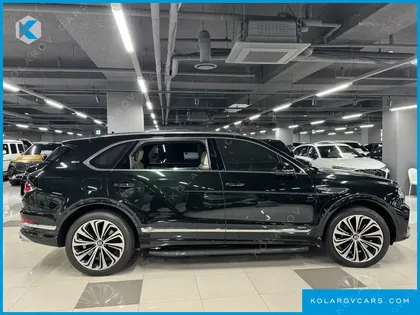 BENTLEY BENTAYGA 4.0 V8 EWB FIRST EDITION