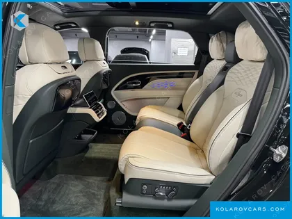 BENTLEY BENTAYGA 4.0 V8 EWB FIRST EDITION