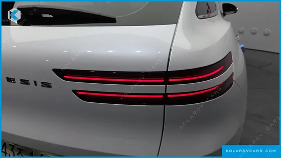 GENESIS GV70 2.5T GASOLINE 2WD