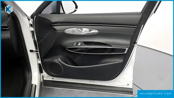 GENESIS GV70 2.5T GASOLINE 2WD