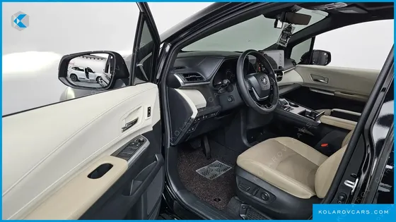 TOYOTA SIENNA 2.5 HYBRID 2WD