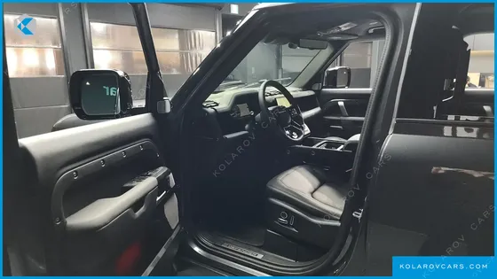 LAND ROVER DEFENDER 130 P400 OUTBOUND