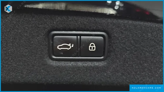 GENESIS G90 3.8 AWD