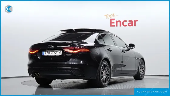 JAGUAR XE D180 R-DYNAMIC S