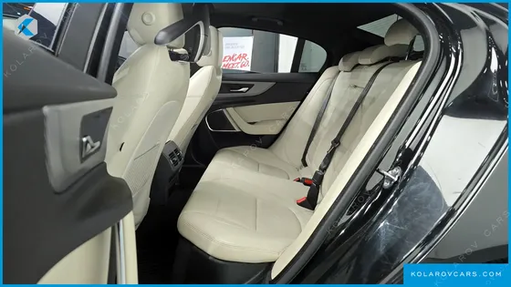 JAGUAR XE D180 R-DYNAMIC S