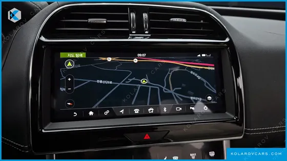 JAGUAR XE D180 R-DYNAMIC S