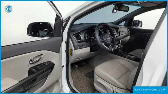 KIA CARNIVAL 9-SEATER LUXURY
