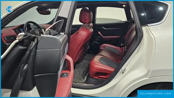 MASERATI LEVANTE 3.0 AWD GRANLUSSO