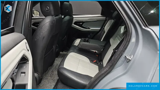 LAND ROVER RANGE ROVER EVOQUE D180 FIRST EDITION