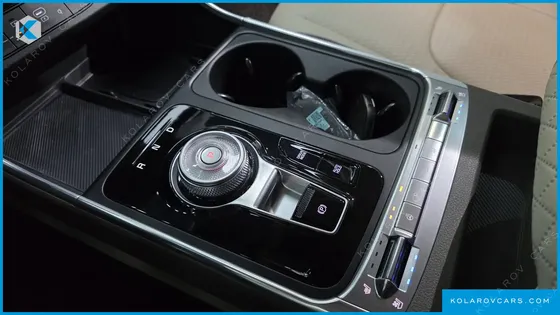 KIA CARNIVAL 9-SEATER SIGNATURE