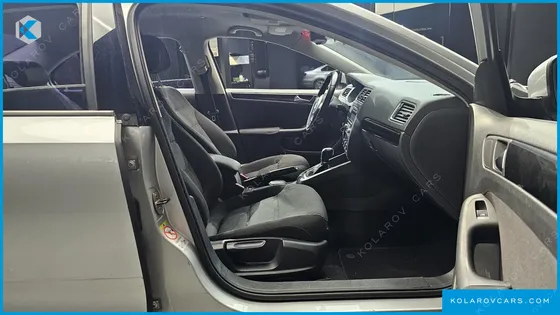 VOLKSWAGEN JETTA 1.6 TDI BLUE MOTION