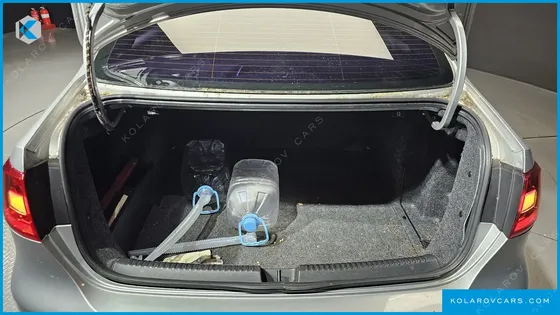 VOLKSWAGEN JETTA 1.6 TDI BLUE MOTION