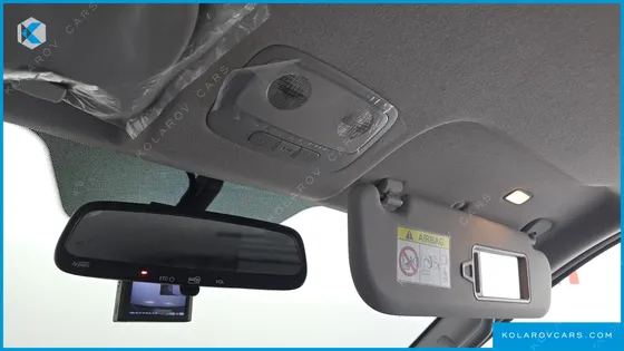 HYUNDAI STAREX VAN 5-SEATER