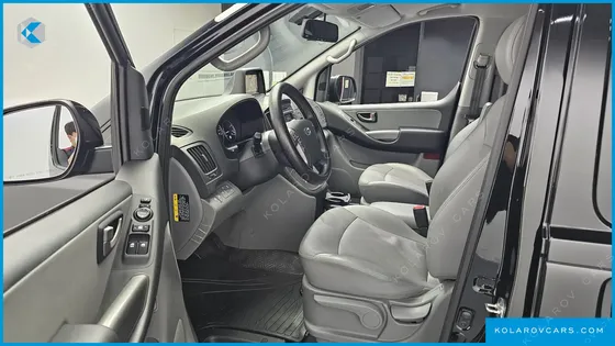 HYUNDAI STAREX 4WD URBAN 9-SEATER