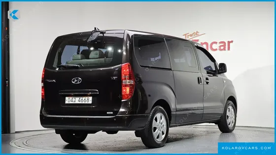 HYUNDAI STAREX 4WD URBAN 9-SEATER