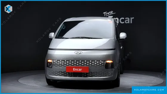 HYUNDAI STARIA L3.5 CARGO 5-SEATER