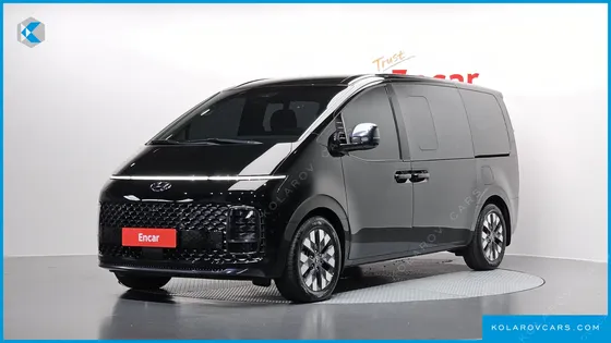 HYUNDAI STARIA LOUNGE 9-SEATER