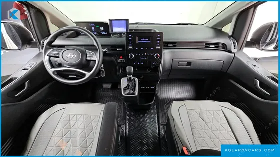 HYUNDAI STARIA CARGO 5-SEATER