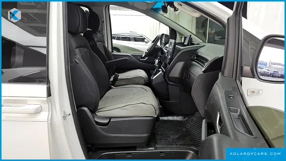 HYUNDAI STARIA CARGO 5-SEATER