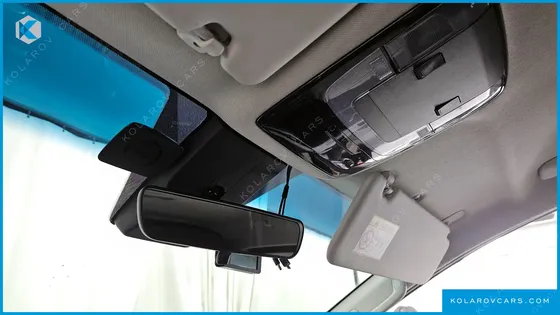 HYUNDAI STARIA CARGO 5-SEATER