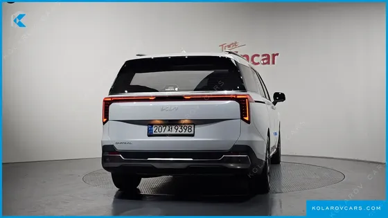 KIA CARNIVAL 9-SEATER SIGNATURE