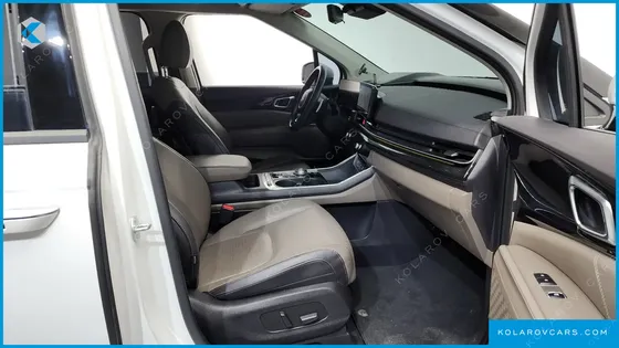 KIA CARNIVAL 9-SEATER SIGNATURE