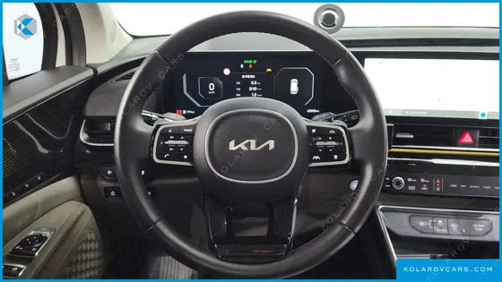 KIA CARNIVAL 9-SEATER SIGNATURE