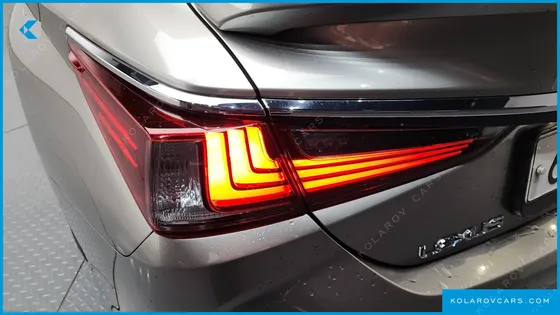 LEXUS ES LUXURY